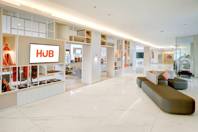 HARRIS Hotel & Conventions Bundaran Satelit Surabaya, Surabaya Booking