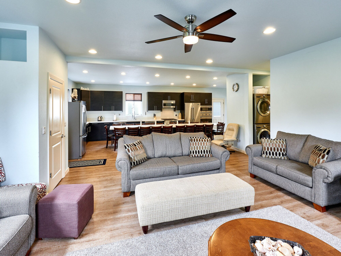 Public Area, Surfer's Beach Retreat, Lincoln