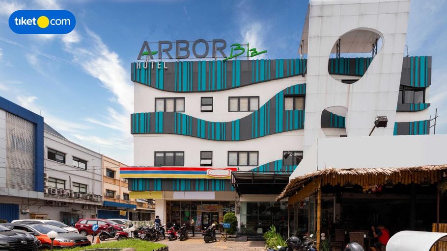 Exterior & Views 1, Arbor Biz Hotel, Makassar
