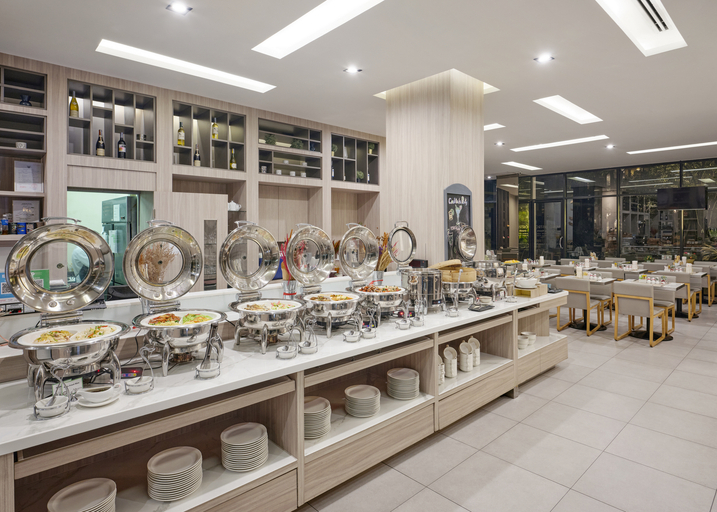 Food & Drinks 4, Altera Hotel and Residence, Pattaya