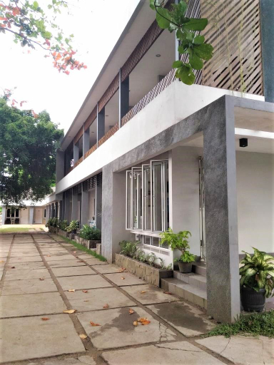 Exterior & Views 4, Cavery Beach Hotel, Padang