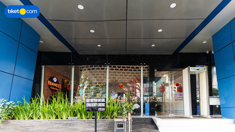 Public Area 28