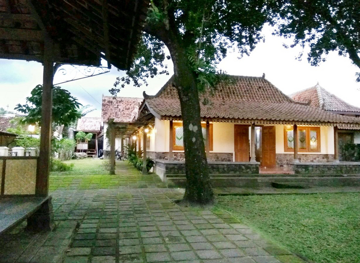 Omah Pitoe Homestay, Yogyakarta