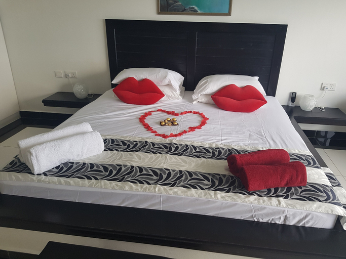 Bedroom 3, The Olive Tree