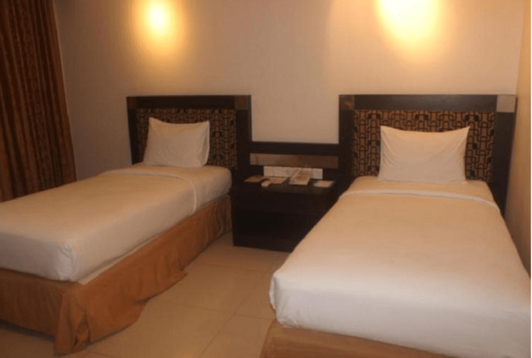 Manise Hotel, Ambon