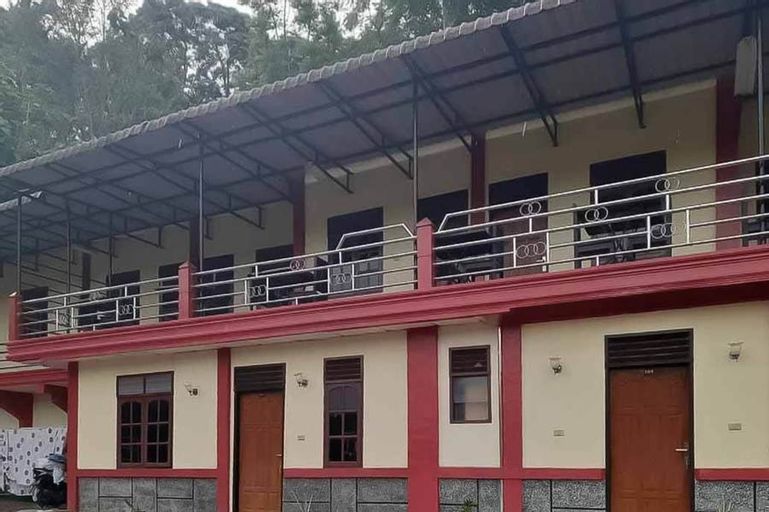 Wisma Sedayu, Toba
