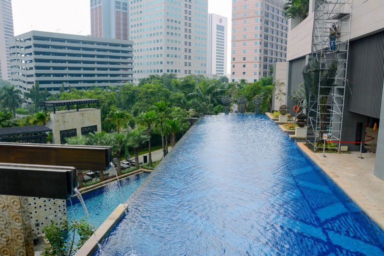 Luxurious 3BR Anandamaya Apartment By Travelio, Central Jakarta