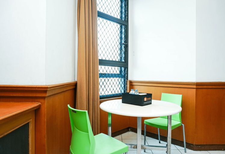 Good Choice 1BR Pangeran Jayakarta Apartment By Travelio, Central Jakarta