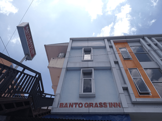 OYO 3412 Penginapan Banto Grass Inn, Bukittinggi