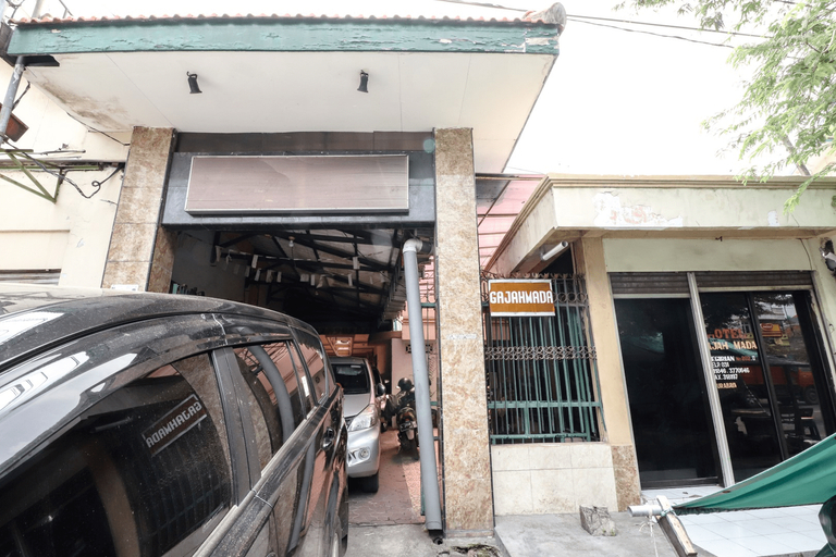 Exterior & Views 2, Hotel Gajah Mada, Surabaya