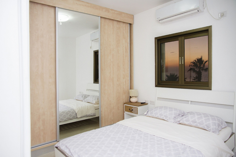 Bedroom 2, GK Apartments - Ben Gurion 105