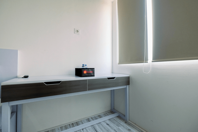 Others 2, Affordable Price Studio at Jababeka Riverview Apartment Cikarang By Travelio, Cikarang