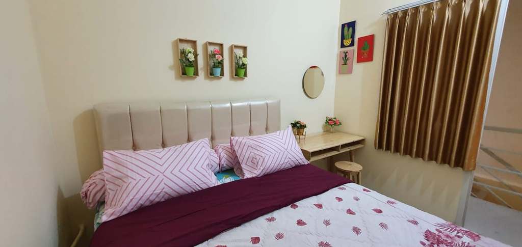 Lobivia Guest House, Semarang