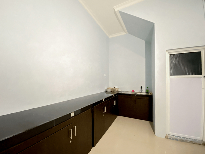 OYO 3160 Guesthouse Pagi Sore Syariah, Padang