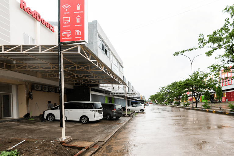 RedDoorz @ Graha Cemerlang Maros, Maros
