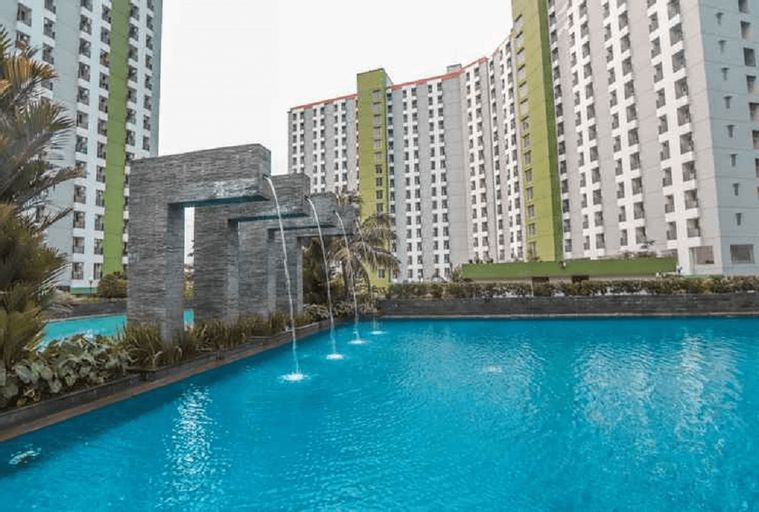 OYO 3221 Green Lake View Ciputat Tower E, Tangerang Selatan