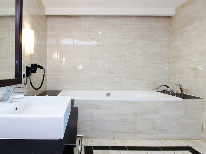 Bathroom 5, Java Palace Hotel, Cikarang