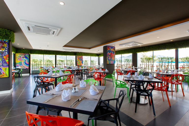 Others 4, Utopia Naiharn, Phuket Island