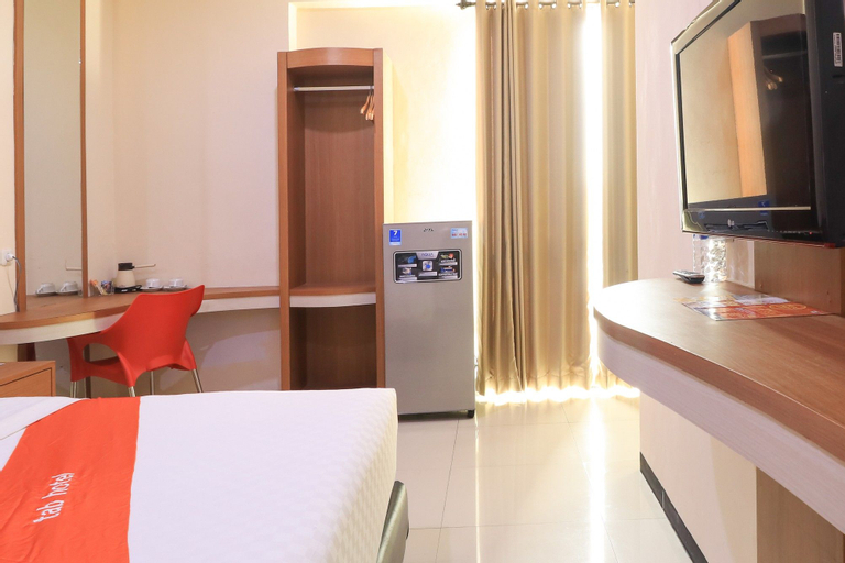 Tab Hotel Darmo Permai Surabaya, Surabaya