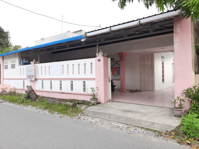 OYO 3477 Herman Residence, Medan