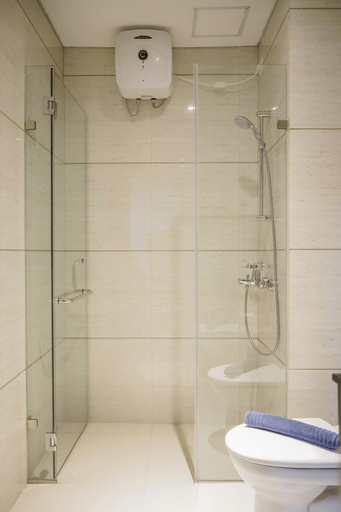 Compact and Cozy Studio at Brooklyn Alam Sutera Apartment By Travelio, Tangerang Selatan