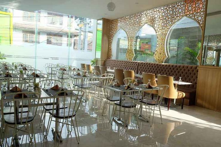 Grand Bunda Hotel Syari'ah Bukittinggi, Bukittinggi