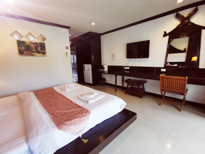Bedroom 3, New Life Classic Hotel, Phuket Island