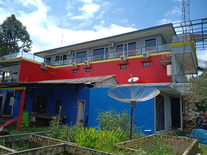 Exterior & Views 2, OYO 3302 Amazon Waterpark Syariah, Sukabumi