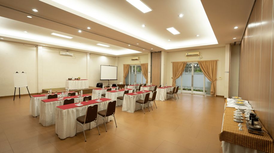 Nite & Day MDC Puncak - Gadog, Bogor