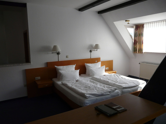 Bedroom 3, Hotel am Salzberg, Hersfeld-Rotenburg