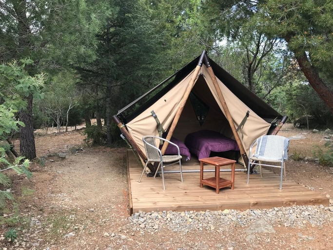 Others 5, Camping la Peiriere - Lodge en Pays Cathare, Aude