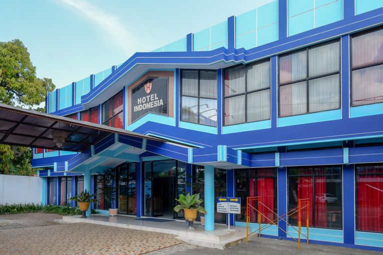 RedDoorz Plus Syariah near Stasiun Pekalongan 2, Pekalongan