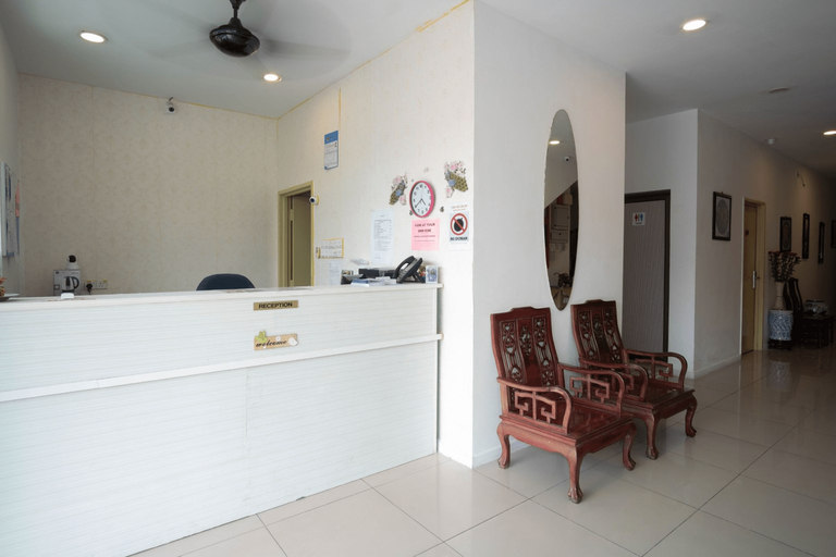 OYO 44103 8 Hotel, Seremban