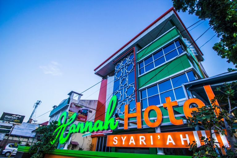 Hannah Hotel Syariah, South Pesisir