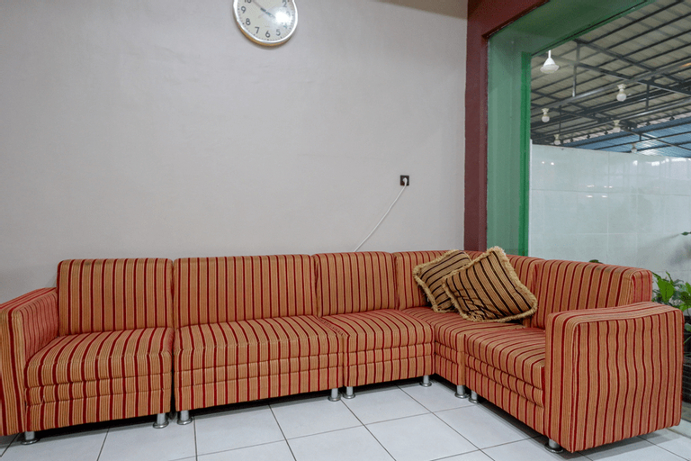 RedDoorz Syariah @ Hotel Wisma Indonesia Kendari, Kendari
