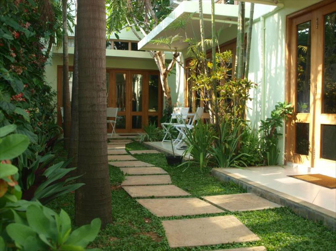 Exterior & Views 2, Gecho Inn Town Jepara, Jepara