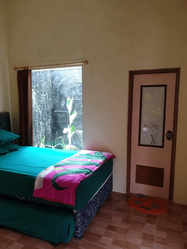 Bedroom 2, Nita's Homestay, Banyuwangi