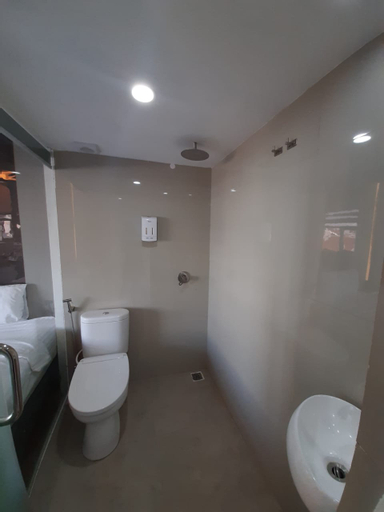 Hotel Surya Pantai Losari Makassar, Makassar