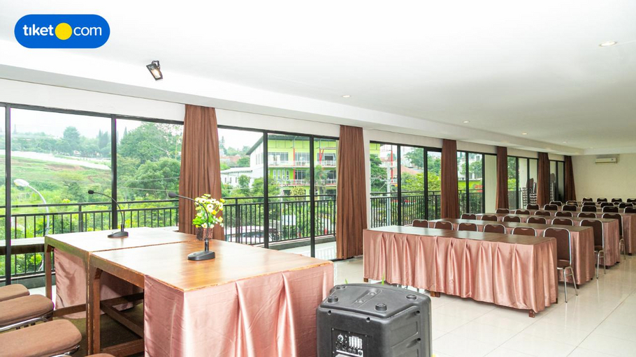 Others 5, Grand Batu Inn, Malang