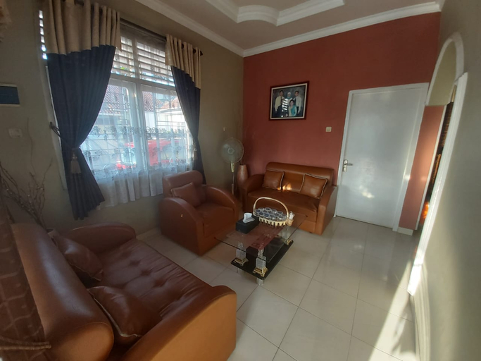 Others 5, Tati Ramelan Guest House, Banyumas