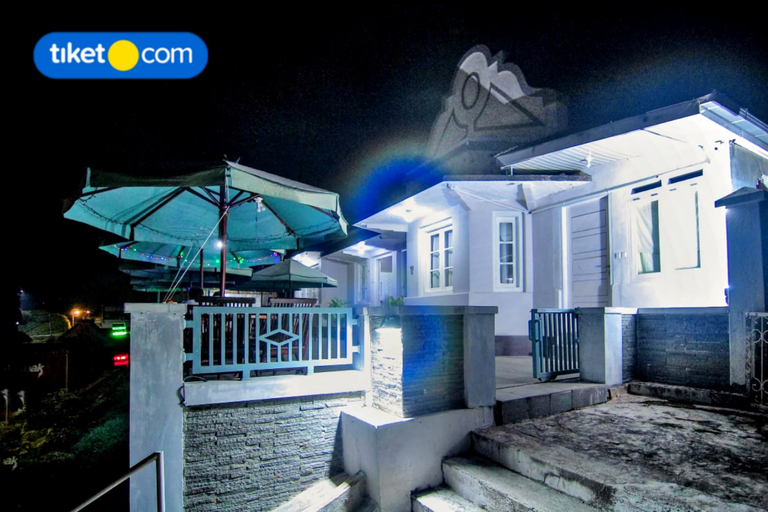 Exterior & Views 4, Villa Victoria Cafe, Bukittinggi
