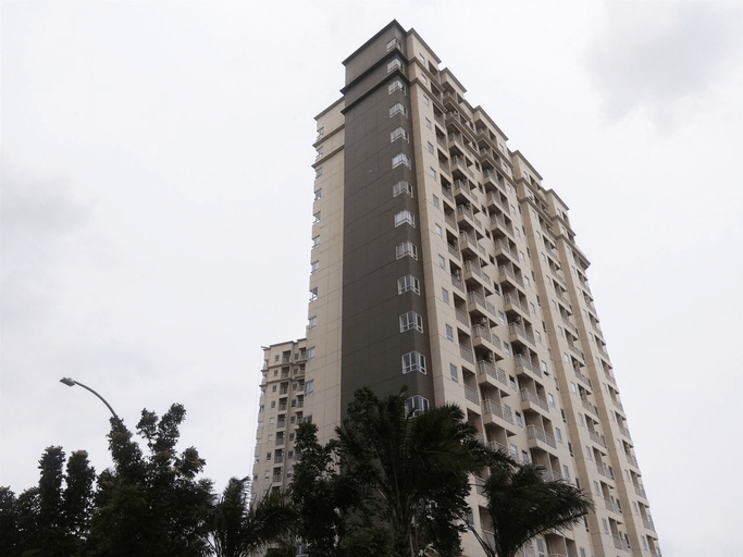 Exterior & Views 3, Comfortable 1BR Apartment at Mustika Golf Residence By Travelio, Cikarang
