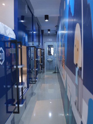 Rosalyne Sleepbox Hotel, Yogyakarta
