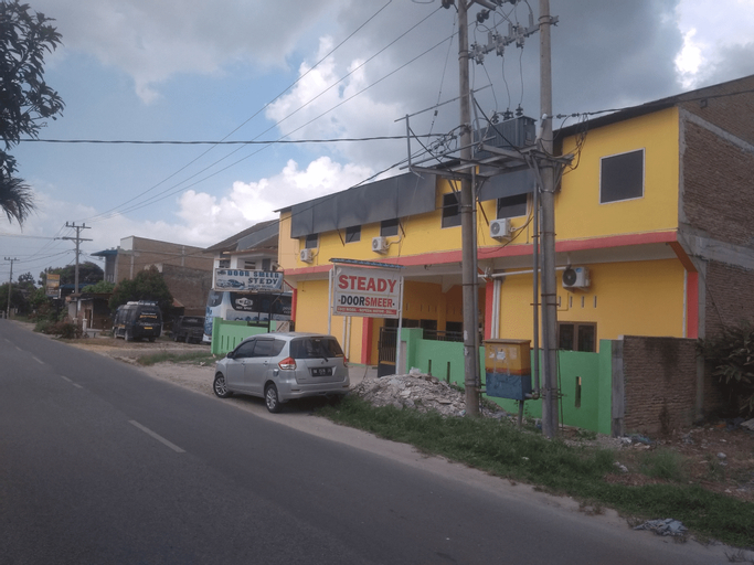 OYO 3474 Steady Residence, Pematangsiantar