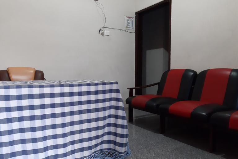 OYO 3085 Artha Residence Syariah, Gresik