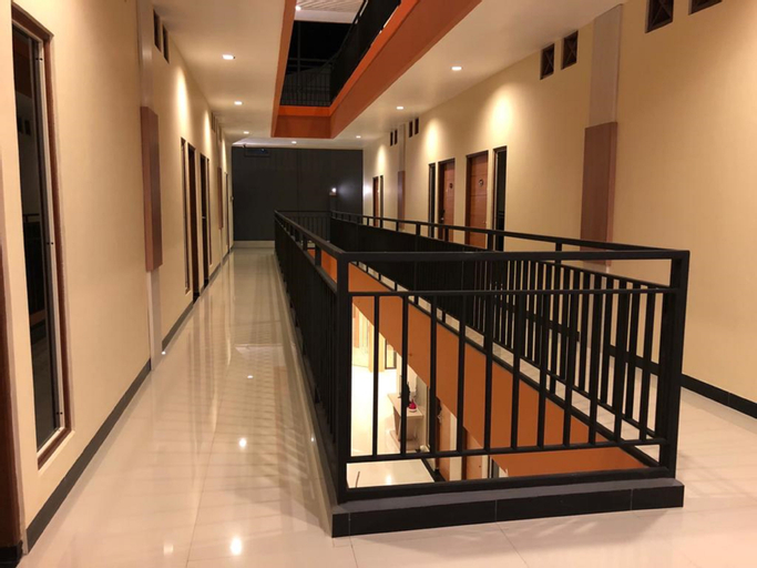 LCR Hotel Ende, Ende