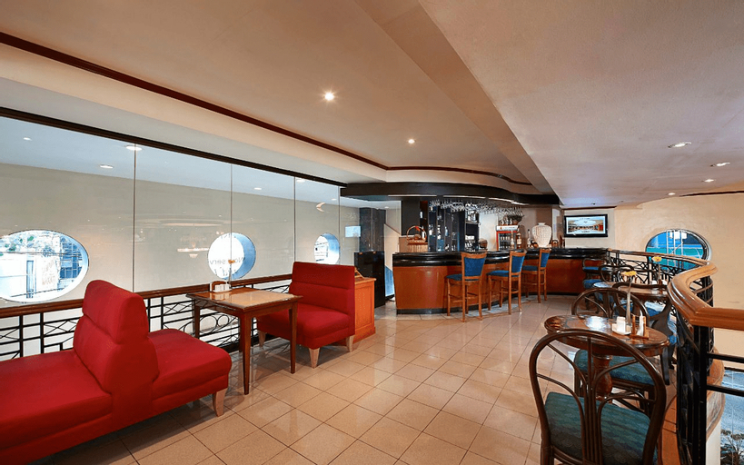 Food & Drinks 5, Berjaya Makati Hotel, Makati City