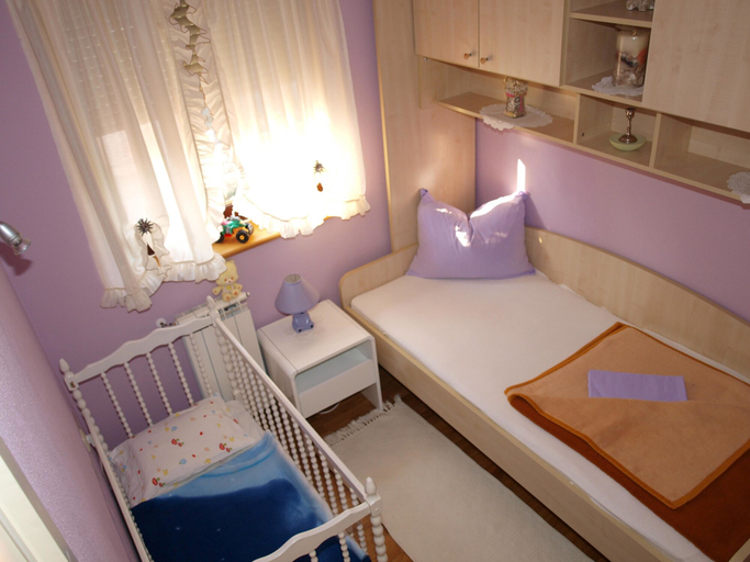 Bedroom 3, Apartment Vlatka Grof, Crikvenica