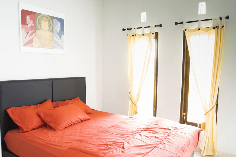 Bedroom 4, LaGriya Guest House, Denpasar