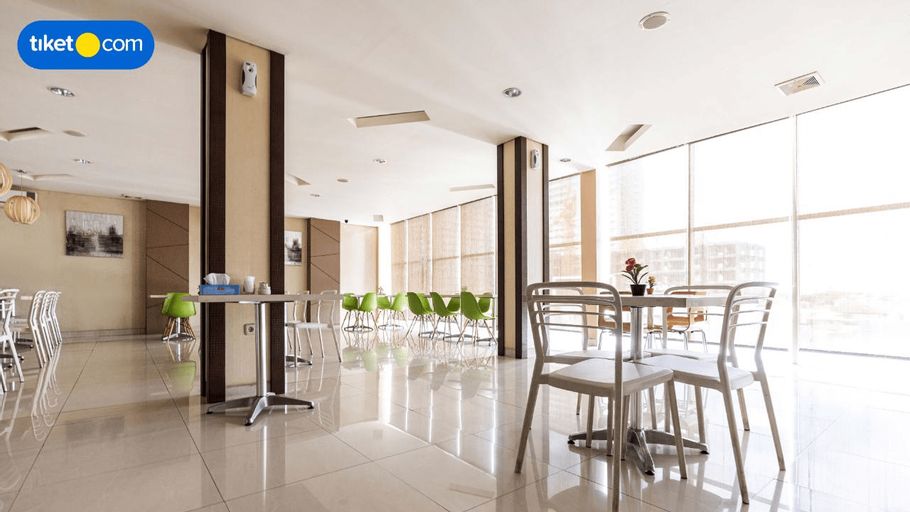 Max Hotel Panakkukang, Makassar